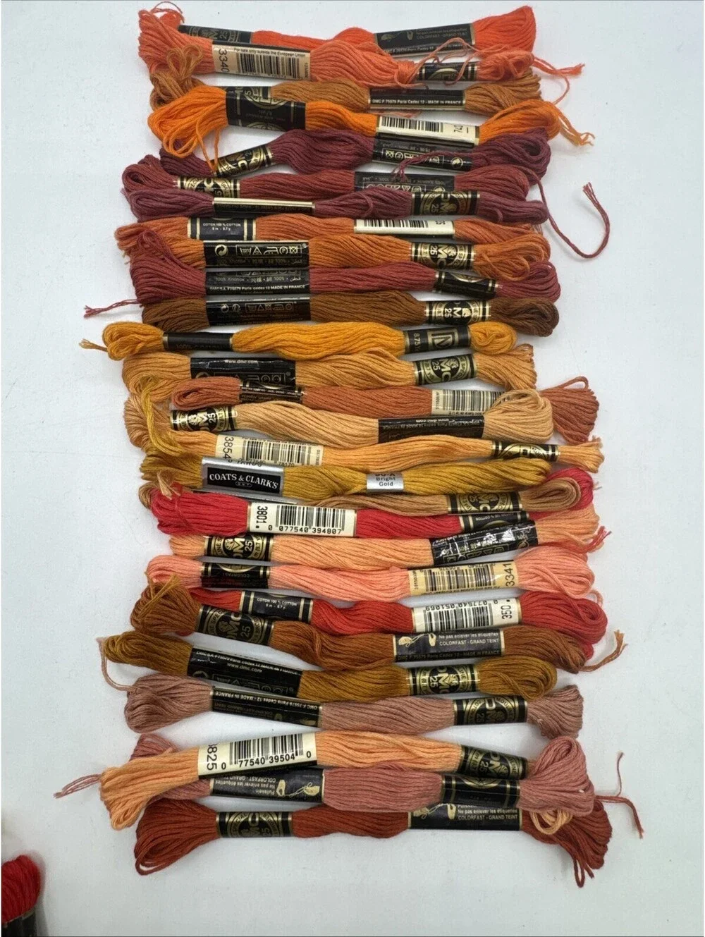 Huge Lot Over 600+ DMC EMBROIDERY FLOSS Skeins Assorted Colors, Case, Cards